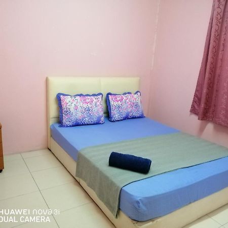 Layla Inn Batu Pahat Eksteriør bilde