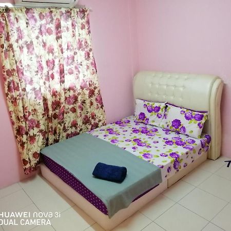 Layla Inn Batu Pahat Eksteriør bilde