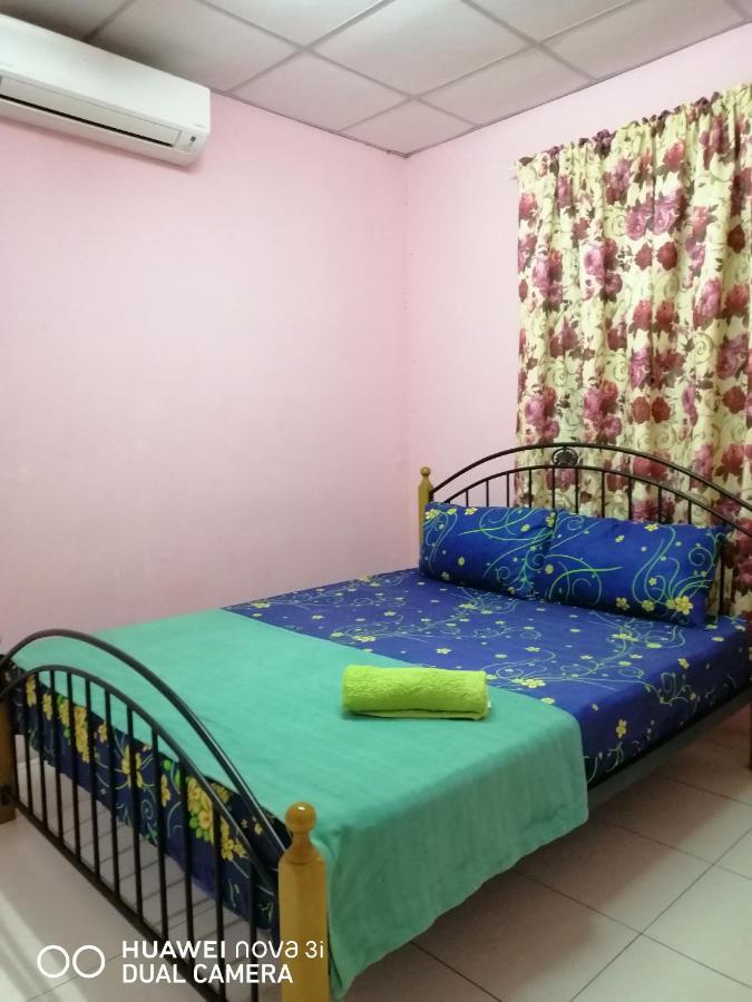 Layla Inn Batu Pahat Eksteriør bilde