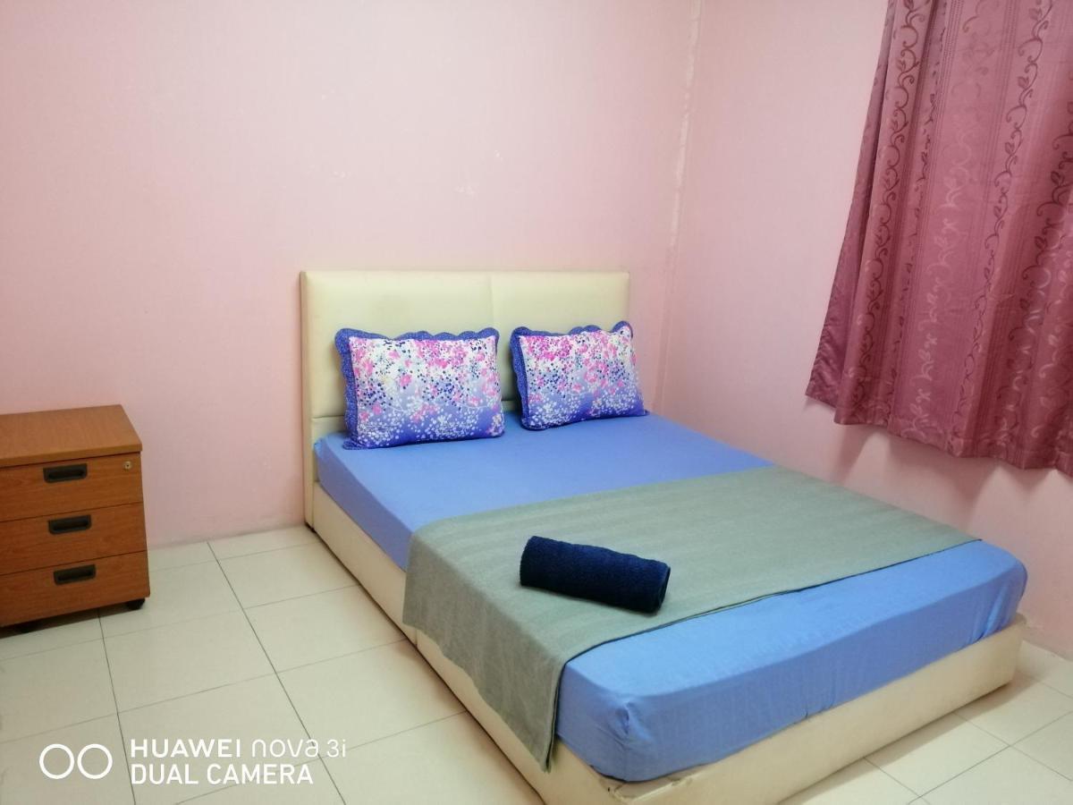 Layla Inn Batu Pahat Eksteriør bilde