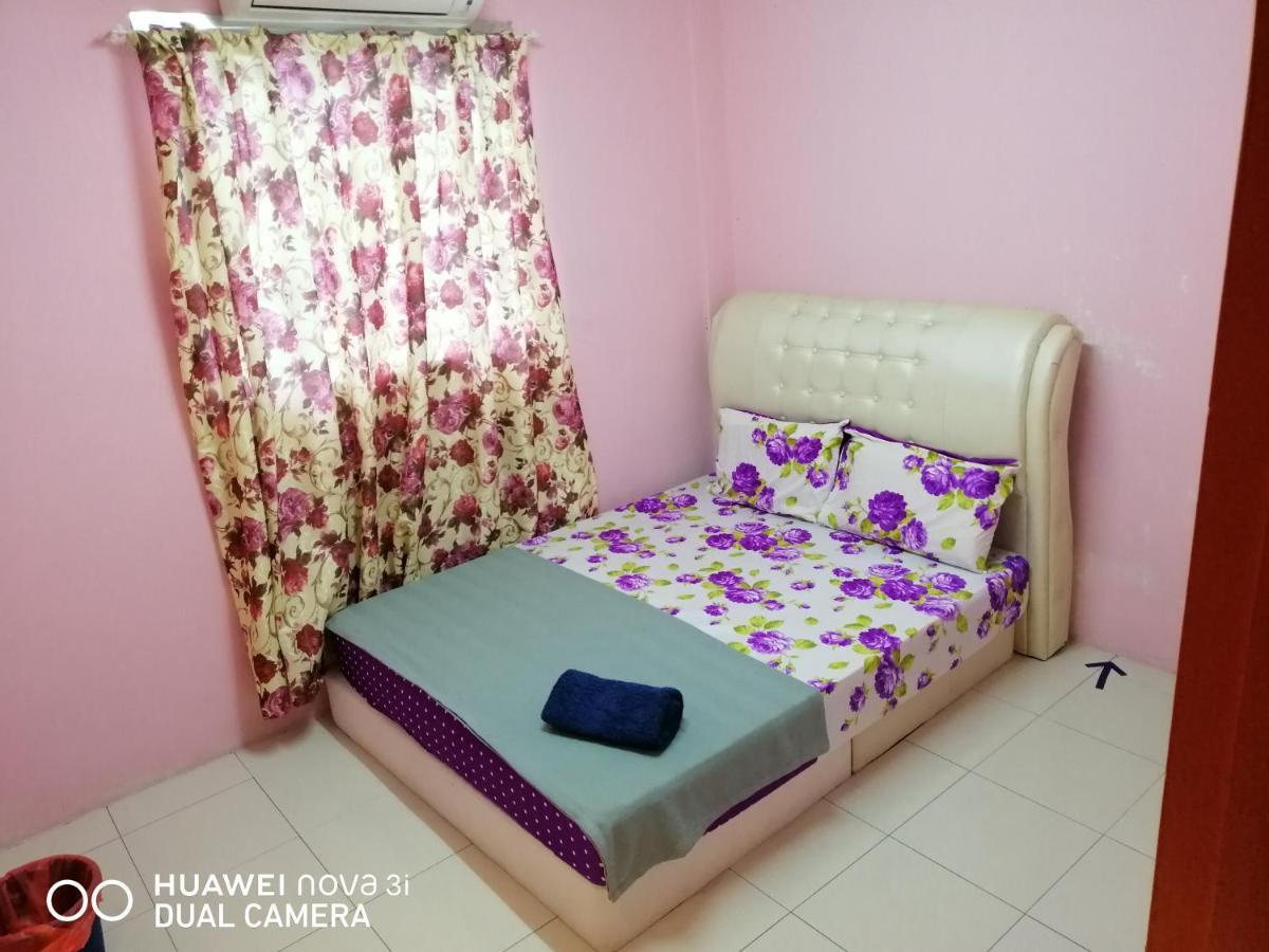 Layla Inn Batu Pahat Eksteriør bilde