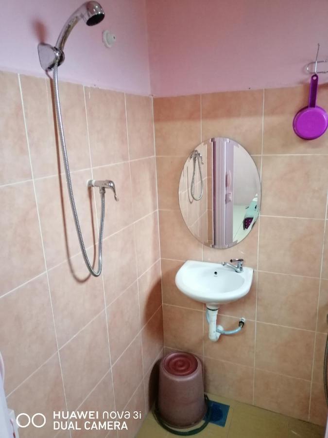 Layla Inn Batu Pahat Eksteriør bilde